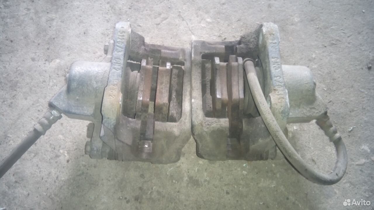 суппорт передний сандеро 2. 4.