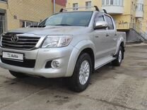 toyota hilux 2012