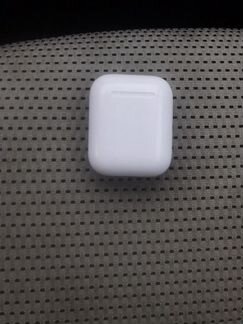 Беспроводные наушники Apple AirPods2