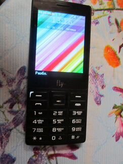 Телефон FLY S112 3 сим карты