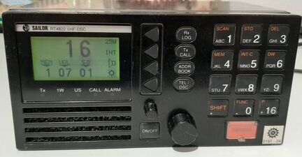 Радиостанции Sailor RT4822 и Skanti VHF3000