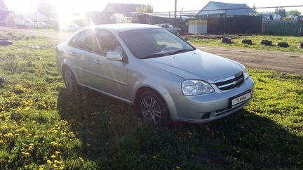 Chevrolet Lacetti 1.4 МТ, 2008, битый, 136 000 км