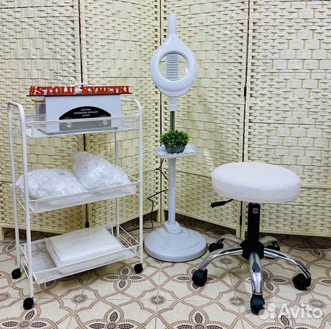 Лампа лупа для косметолога