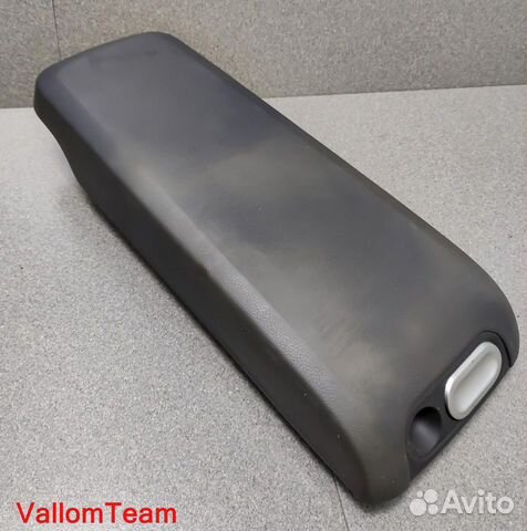 Лот CX18 Подлокотник Mazda CX-7