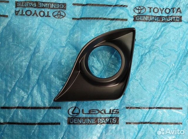 Накладка фары Лексус is 250 левая Оригинал 10-13