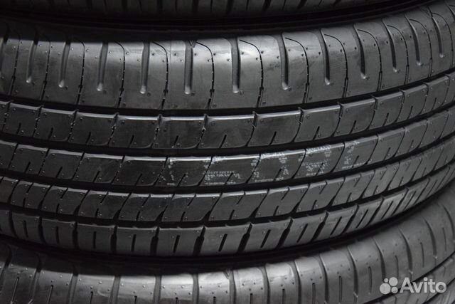 Dunlop 215/60 R17, 4 шт