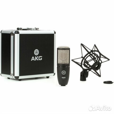 AKG Perception 220 (P220)
