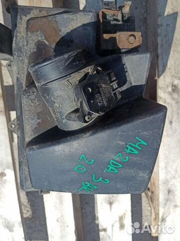 Корпус воздушного фильтра mazda 3 BK 2.0