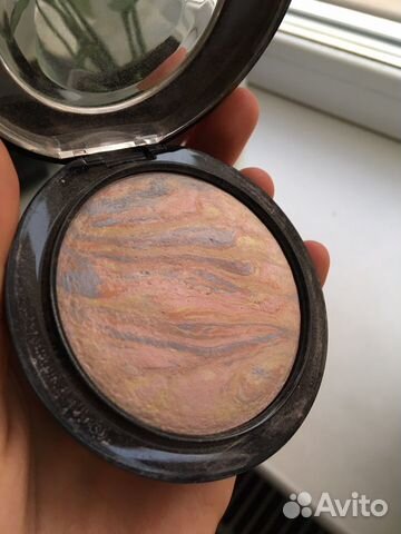 Перламутровая пудра MAC mineralize skinfinish