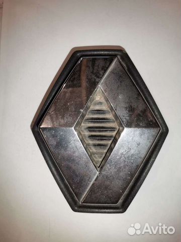 Эмблема Renault Megan 2