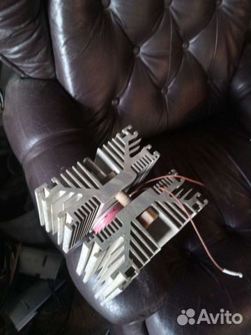 Силовые тиристоры разные