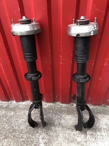 Амортизационная стойка Передняя Правая бмв Е70 Х5