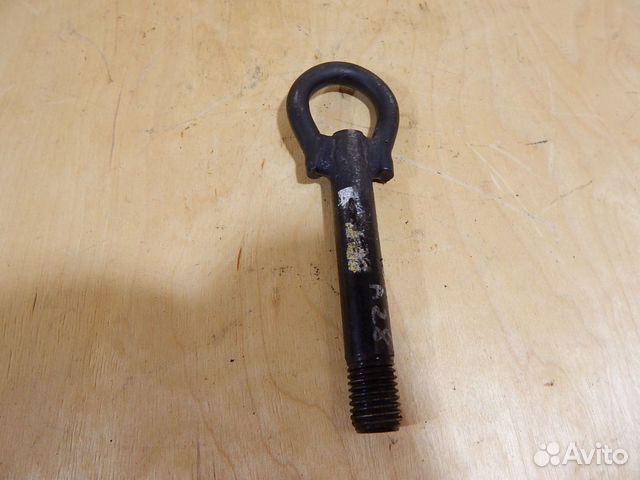 Крюк буксировочный Renault Logan / LADA Largus
