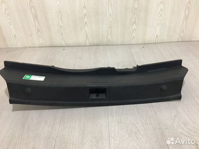 Накладка на порог багажника Mercedes Benz C200