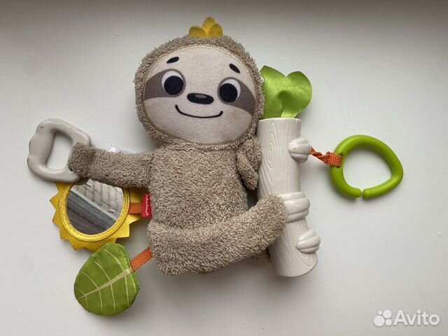 Подвесная игрушка на коляску/коврик ленивец fisher