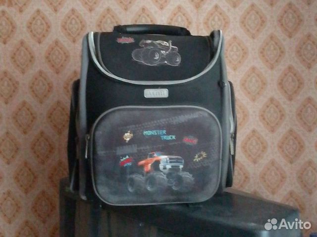 Школьный рюкзак