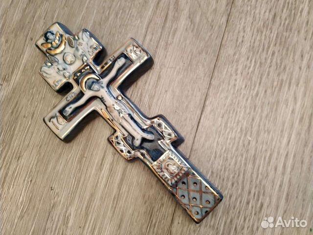 Гжель. Православный крест