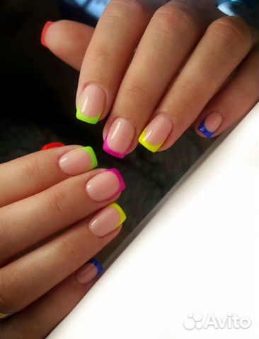 Маникюр+гель-лак Мурино ЖК Графика