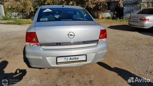 Opel Astra 1.8 МТ, 2014, 290 775 км