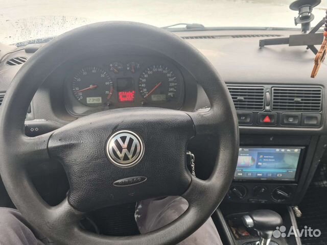 Volkswagen Golf 1.6 AT, 2002, 185 000 км