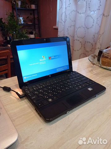 Нетбук HP Compaq Mini 110c-1100er