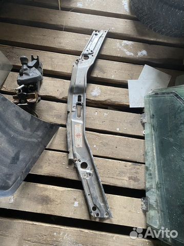 Панель передняя телевизор верх audi 100