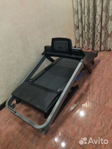 Беговая дорожка профессиональная непользовались в
