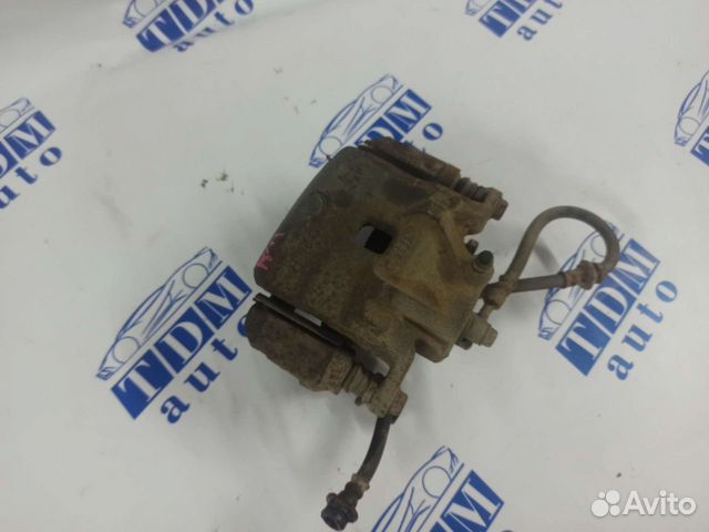 Суппорт правый передний Nissan Altima