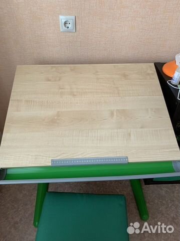 Детский стол со стулом