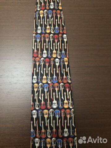 Галстук новый гитара 100 шёлк Robin