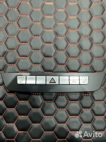 Блок кнопок центральной панели W204