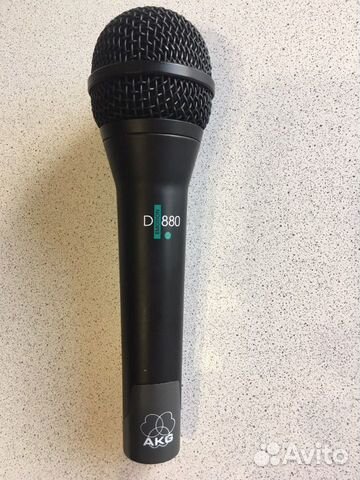 Вокальный микрофон AKG D880 made in Austria