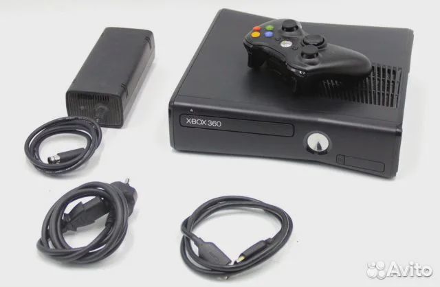 Игровая приставка Xbox 360 Slim Б/У