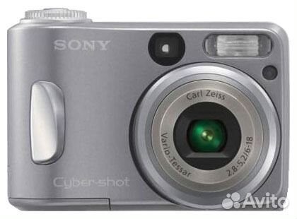 Цифровой фотоаппарат Sony DSC-ST80, новый