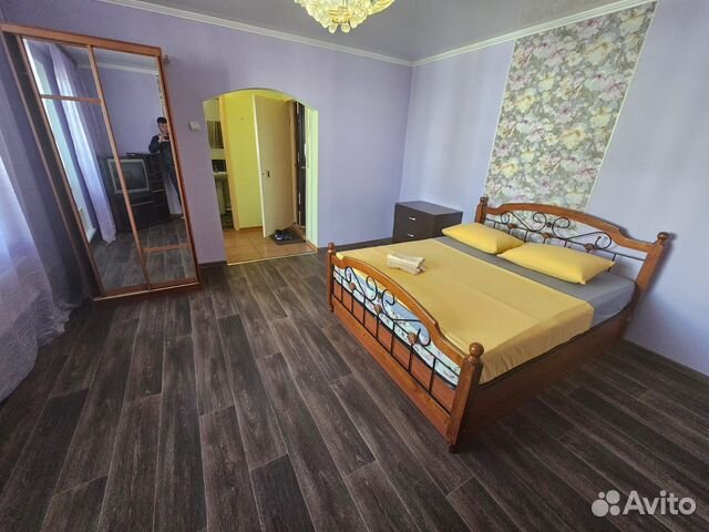 

1-к. квартира, 40 м², 8/10 эт.
