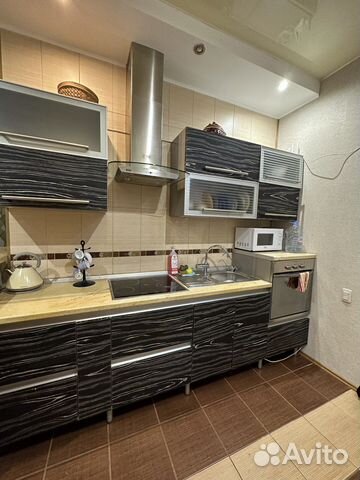 

2-к. квартира, 55 м², 3/10 эт.
