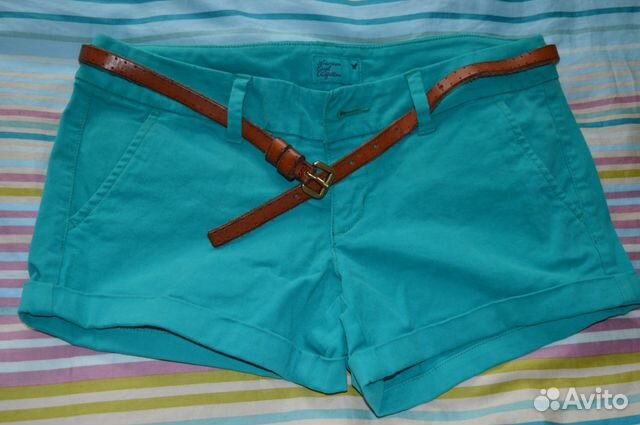 Изумрудные шорты American Outfitters р-р 2 Изумрудные шорты American Outfitters р-р 2