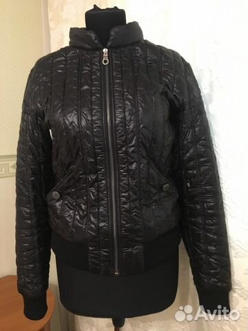 Куртка ветровка Chanel оригинал Куртка ветровка Chanel оригинал