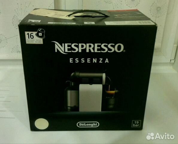 Кофемашина капсульная Nespresso De Longhi