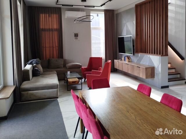 

6-к. таунхаус, 295 м²
