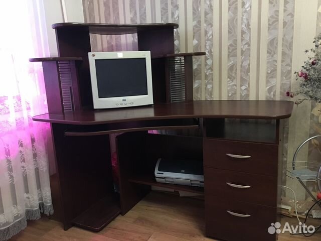 Компьютерный стол Компьютерный стол