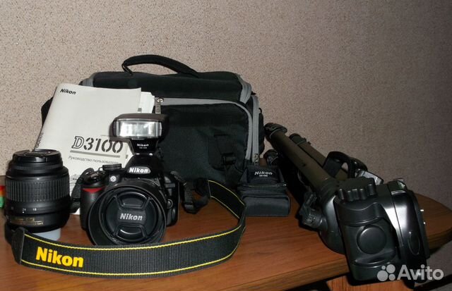 Цифровая фотокамера зеркальная Nikon D3100 kit