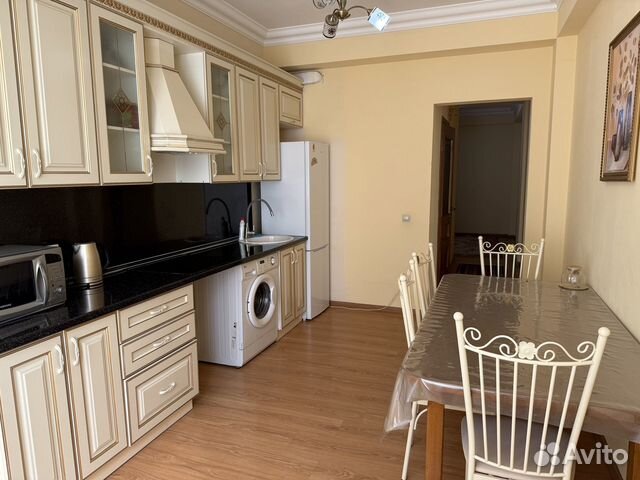 

2-к. квартира, 77 м², 2/16 эт.