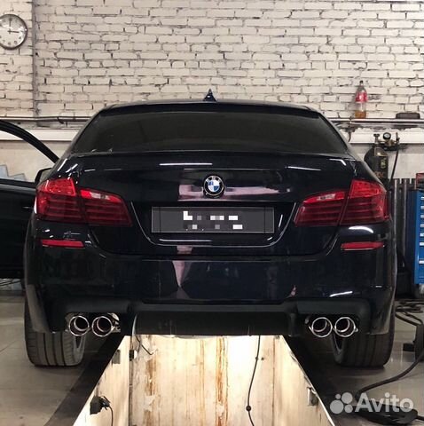 Диффузор М5 спойлер заднего бампера BMW F10 5 сери Диффузор М5 спойлер заднего бампера BMW F10 5 сери