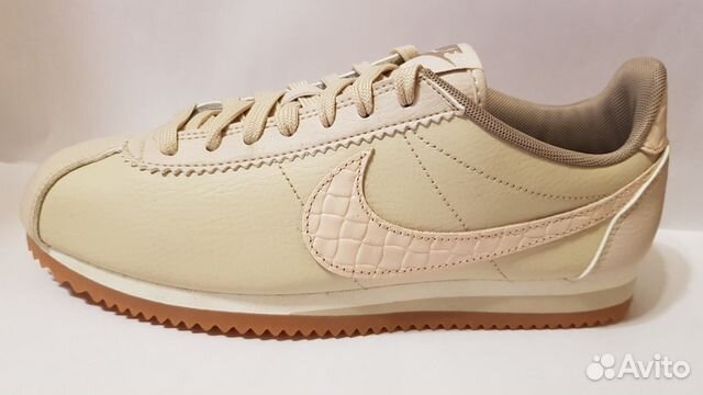 Nike Classic Cortez Leather Lux 861660-100 us-8.5 Nike Classic Cortez Leather Lux 861660-100 us-8.5