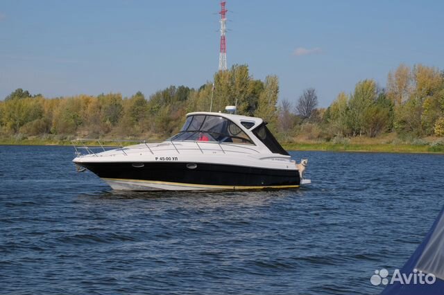 Моторная яхта (катер) Regal 3760 Моторная яхта (катер) Regal 3760
