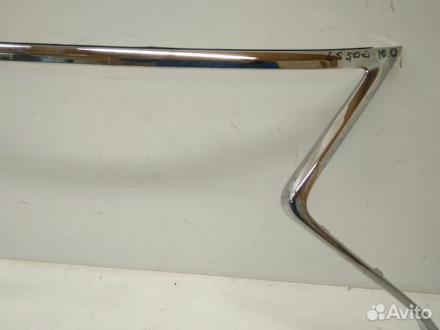 Молдинг решетки радиатора передний Lexus Ls 5