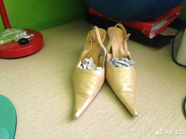 Босоножки под золото.Италия