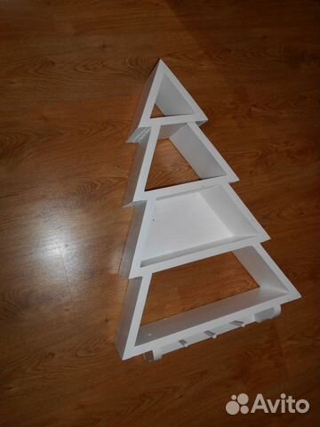 Полка в виде елки