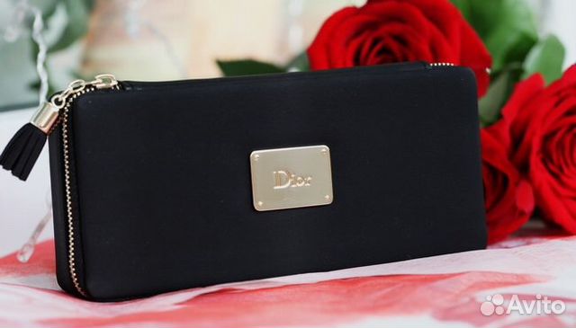 Косметический набор Dior Holiday Косметический набор Dior Holiday